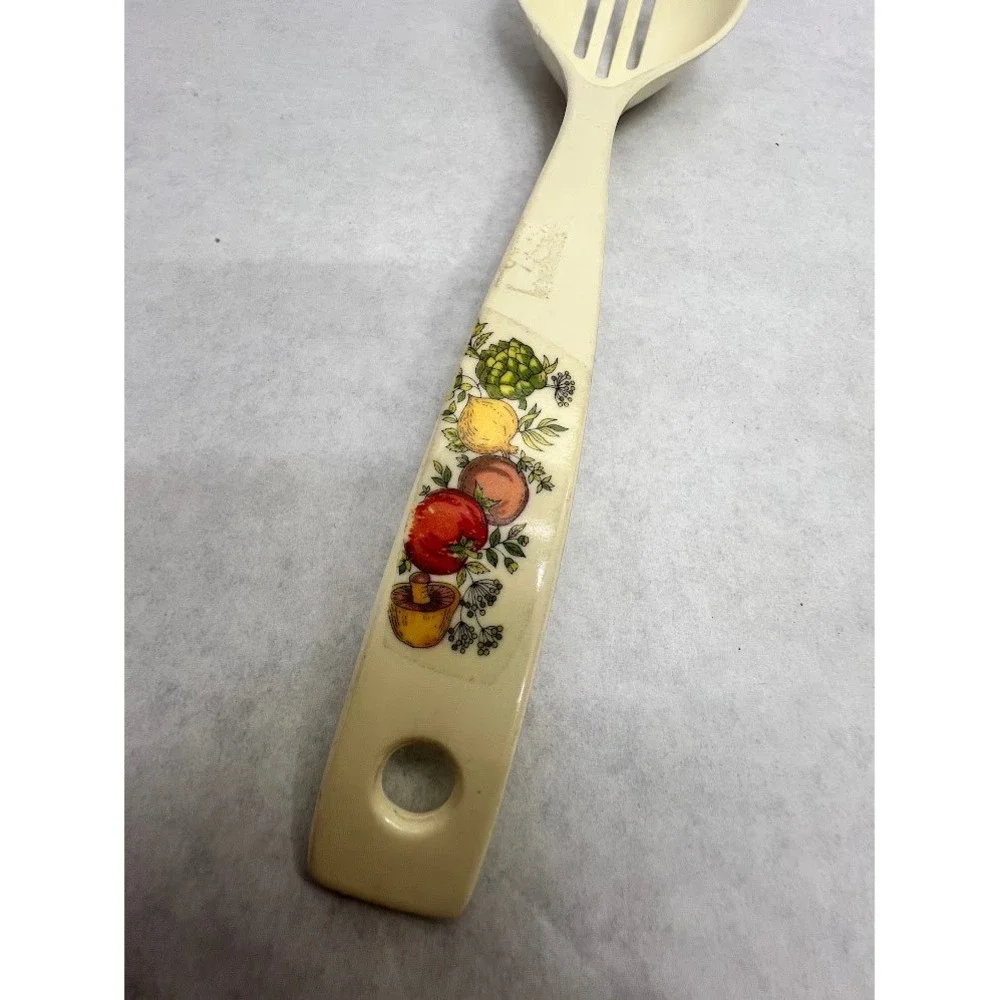 Vintage Melamine Slotted Spoon Vegetable Harvest Motif Cream S-1076 Taiwan 12in